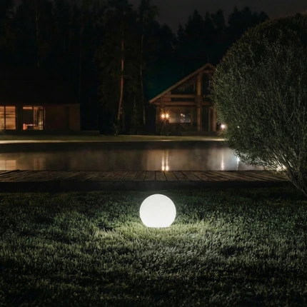 Уличный шар-светильник Moonlight 20 см 220V White