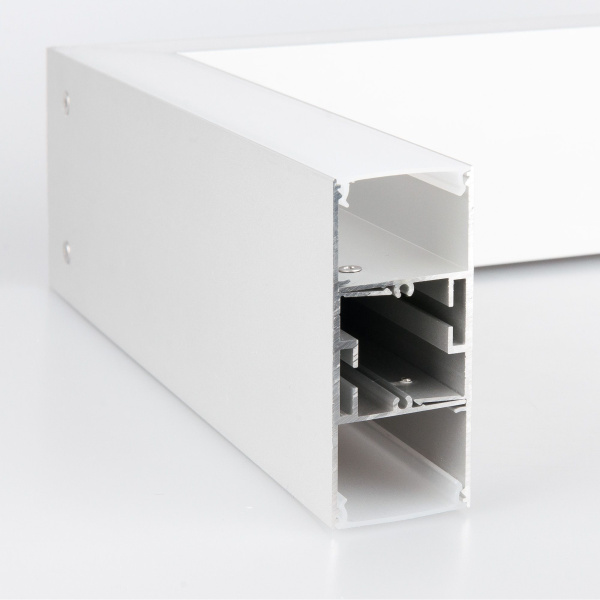 Линейный светодиодный накладной односторонний светильник 53см 10Вт 3000К серебряный 101-100-30-53